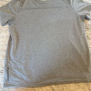 Men's Gray shirt